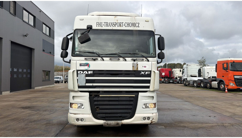 DAF XF 105.410 (BOITE MANUELLE / MANUAL GEARBOX) - Trattore stradale: foto 4 DAF XF 105.410 (BOITE MANUELLE / MANUAL GEARBOX) - Trattore stradale: foto 4