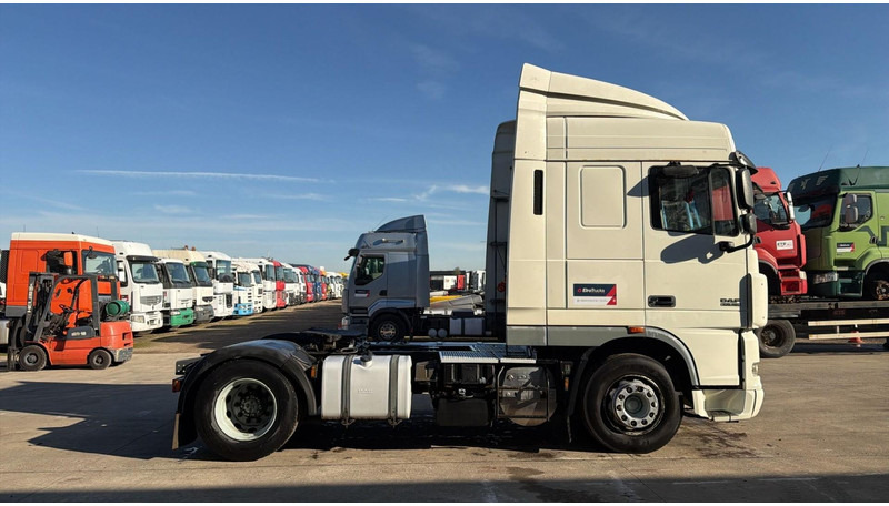 DAF XF 105.460 (BOITE MANUELLE / MANUAL GEARBOX) - Trattore stradale: foto 4 DAF XF 105.460 (BOITE MANUELLE / MANUAL GEARBOX) - Trattore stradale: foto 4