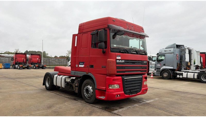 DAF XF 105.460 (BOITE MANUELLE / MANUAL GEARBOX) - Trattore stradale: foto 2 DAF XF 105.460 (BOITE MANUELLE / MANUAL GEARBOX) - Trattore stradale: foto 2