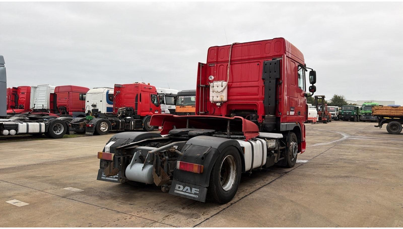 DAF XF 105.460 (BOITE MANUELLE / MANUAL GEARBOX) - Trattore stradale: foto 4 DAF XF 105.460 (BOITE MANUELLE / MANUAL GEARBOX) - Trattore stradale: foto 4