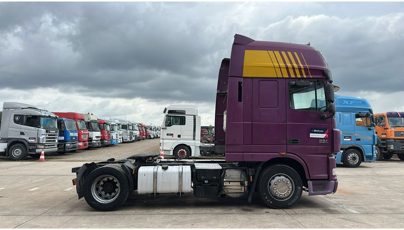 DAF XF 105.460 (BOITE MANUELLE / MANUAL GEARBOX / GOOD CONDITON) - Trattore stradale: foto 4 DAF XF 105.460 (BOITE MANUELLE / MANUAL GEARBOX / GOOD CONDITON) - Trattore stradale: foto 4