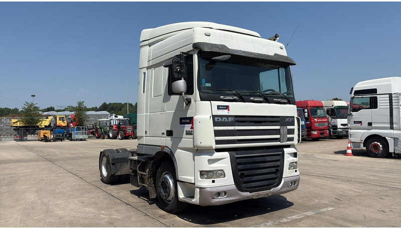 DAF XF 105.460 (GOOD CONDITION / AIRCO / AC / BONNE ETAT) - Trattore stradale: foto 3 DAF XF 105.460 (GOOD CONDITION / AIRCO / AC / BONNE ETAT) - Trattore stradale: foto 3