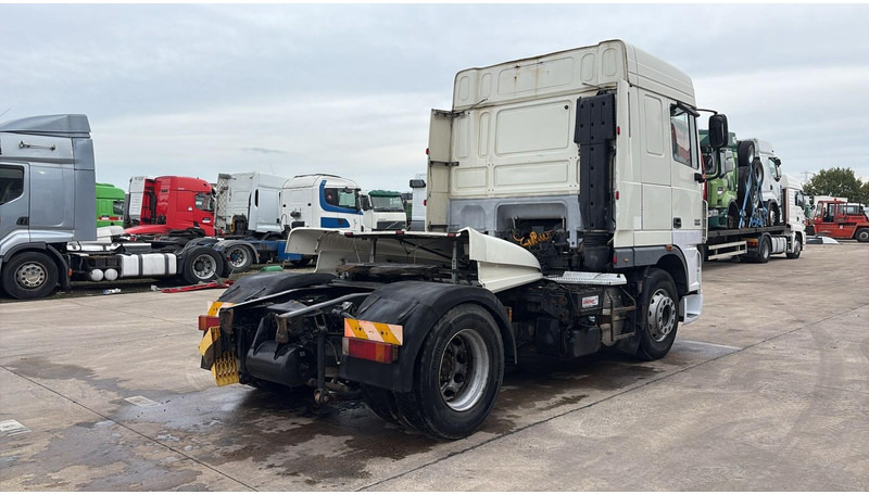 DAF XF 105.460 (GOOD CONDITION / BONNE ETAT) - Trattore stradale: foto 4 DAF XF 105.460 (GOOD CONDITION / BONNE ETAT) - Trattore stradale: foto 4