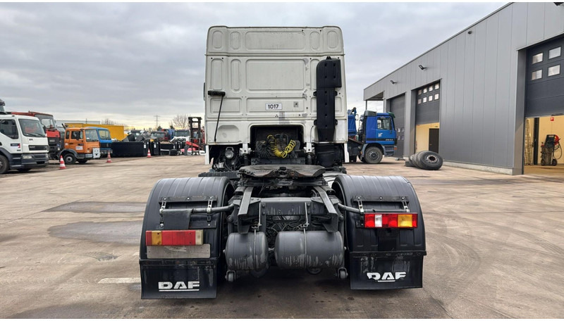 DAF XF 95.380 (EURO 2 / MANUAL GEARBOX / BOITE MANUELLE / TRES PROPRE / CLEAN TRUCK) - Trattore stradale: foto 5 DAF XF 95.380 (EURO 2 / MANUAL GEARBOX / BOITE MANUELLE / TRES PROPRE / CLEAN TRUCK) - Trattore stradale: foto 5