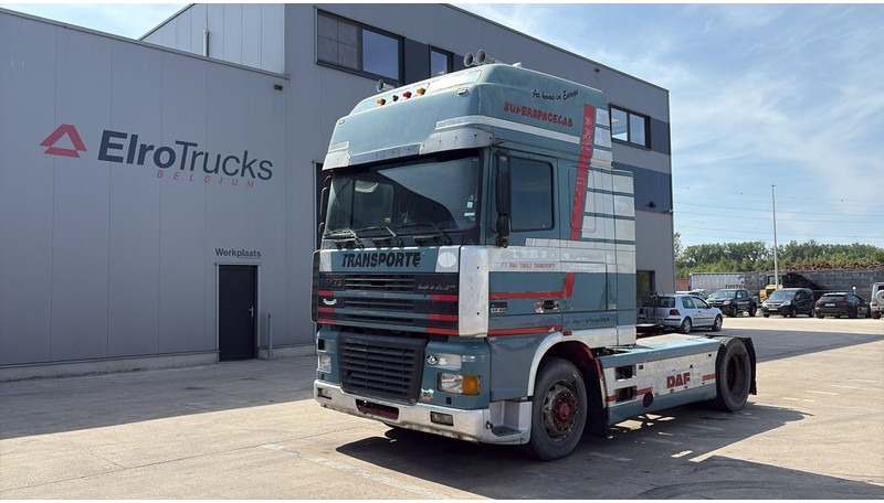 DAF XF 95.430 (EURO 3 / MANUAL GEARBOX / BOITE MANUELLE) - Trattore stradale: foto 1 DAF XF 95.430 (EURO 3 / MANUAL GEARBOX / BOITE MANUELLE) - Trattore stradale: foto 1