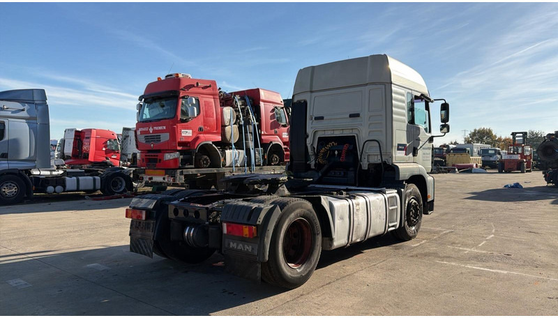 MAN TGA 18.430 (BOITE MANUELLE / MANUAL GEARBOX) - Trattore stradale: foto 4 MAN TGA 18.430 (BOITE MANUELLE / MANUAL GEARBOX) - Trattore stradale: foto 4