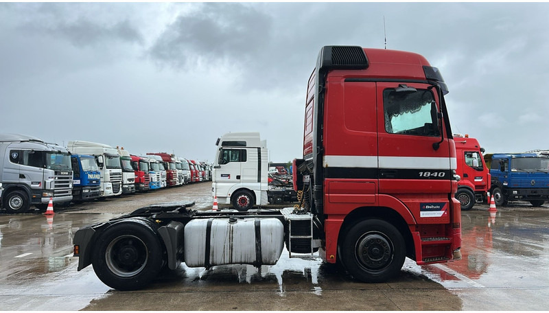 Mercedes-Benz Actros 1840 (EPS / GRAND PONT / V6 / BIG AXLE / 3 PEDALES) - Trattore stradale: foto 4 Mercedes-Benz Actros 1840 (EPS / GRAND PONT / V6 / BIG AXLE / 3 PEDALES) - Trattore stradale: foto 4