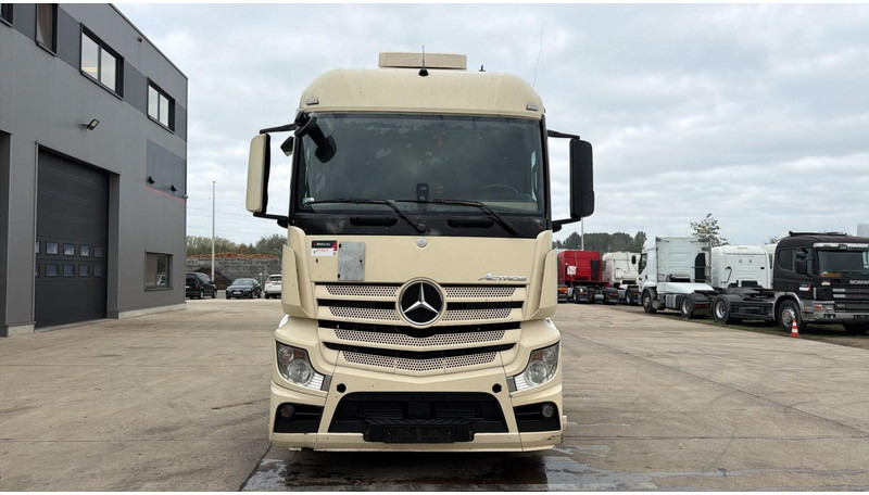 Mercedes-Benz Actros 1845 (PTO / PERFECT CONDITION / POMPE HYDRAULIQUE) - Trattore stradale: foto 3 Mercedes-Benz Actros 1845 (PTO / PERFECT CONDITION / POMPE HYDRAULIQUE) - Trattore stradale: foto 3