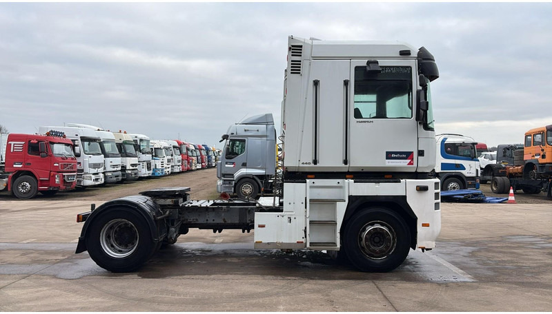 Renault AE 440 Magnum E-tech (BOITE MANUELLE / MANUAL GEARBOX) - Trattore stradale: foto 3 Renault AE 440 Magnum E-tech (BOITE MANUELLE / MANUAL GEARBOX) - Trattore stradale: foto 3