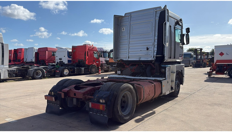 Renault Magnum 430 (POMPE MANUELLE / MANUAL PUMP / BOITE MANUELLE) - Trattore stradale: foto 4 Renault Magnum 430 (POMPE MANUELLE / MANUAL PUMP / BOITE MANUELLE) - Trattore stradale: foto 4