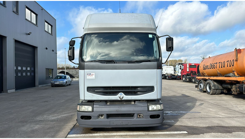 Renault Premium 420 (MANUAL GEARBOX / BOITE MANUELLE) - Trattore stradale: foto 2 Renault Premium 420 (MANUAL GEARBOX / BOITE MANUELLE) - Trattore stradale: foto 2