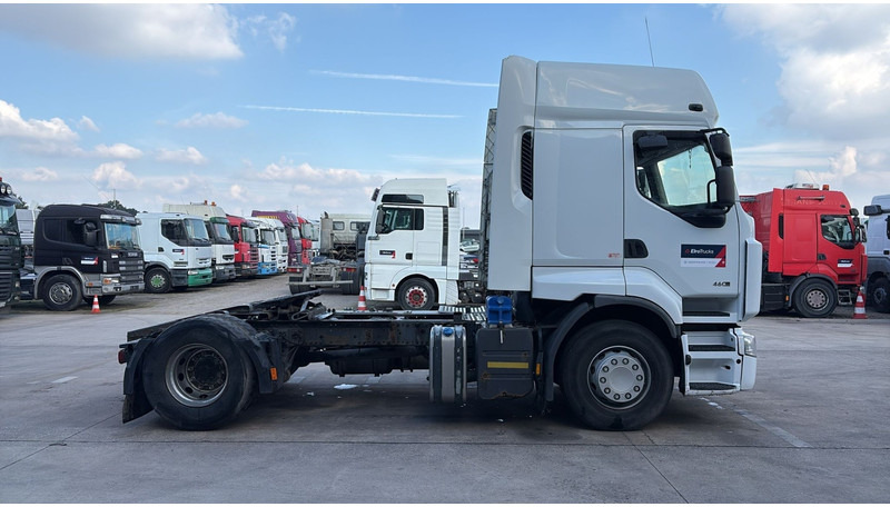 Renault Premium 460 DXI (GOOD CONDITION / AIRCO / AC / BOITE MANUELLE / MANUAL GEARBOX) - Trattore stradale: foto 4 Renault Premium 460 DXI (GOOD CONDITION / AIRCO / AC / BOITE MANUELLE / MANUAL GEARBOX) - Trattore stradale: foto 4