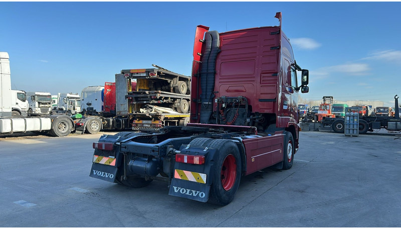 Volvo FH 400 (MANUAL GEARBOX / EURO 5 / BOITE MANUELLE) - Trattore stradale: foto 5 Volvo FH 400 (MANUAL GEARBOX / EURO 5 / BOITE MANUELLE) - Trattore stradale: foto 5