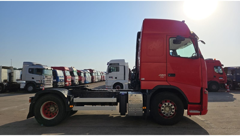Volvo FH 420 (CLEAN TRUCK / GOOD CONDITION / CHASSIS GOOD) - Trattore stradale: foto 5 Volvo FH 420 (CLEAN TRUCK / GOOD CONDITION / CHASSIS GOOD) - Trattore stradale: foto 5