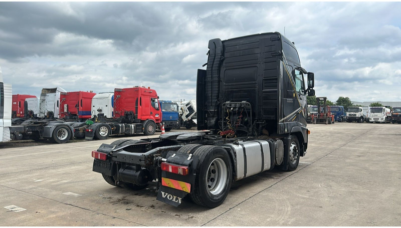 Volvo FH 440 (CAN DRIVE BUT PROBLEM WITH CLUTCH) - Trattore stradale: foto 5 Volvo FH 440 (CAN DRIVE BUT PROBLEM WITH CLUTCH) - Trattore stradale: foto 5
