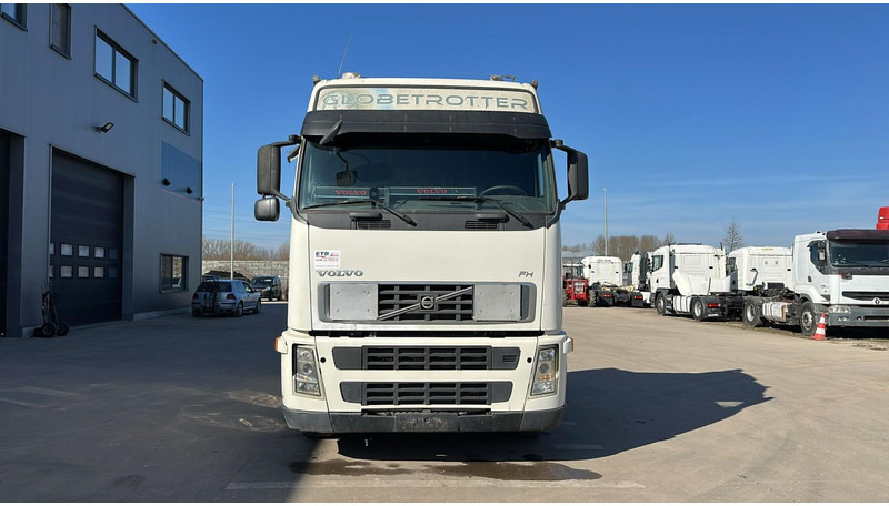 Volvo FH 440 (GOOD CONDITION / BONNE ETAT) - Trattore stradale: foto 2 Volvo FH 440 (GOOD CONDITION / BONNE ETAT) - Trattore stradale: foto 2