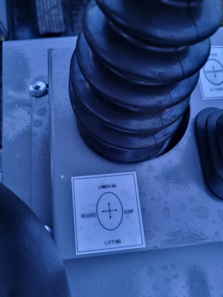 WCM L2110e E-Power - Pala gommata: foto 4 WCM L2110e E-Power - Pala gommata: foto 4