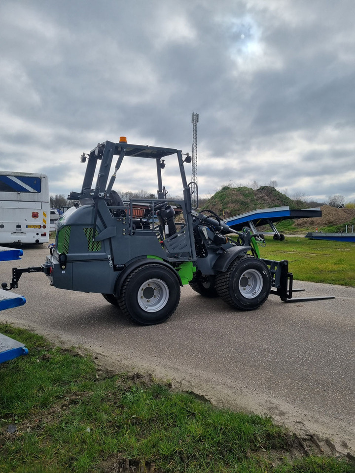 WCM - L2316 - Pala gommata: foto 5 WCM - L2316 - Pala gommata: foto 5