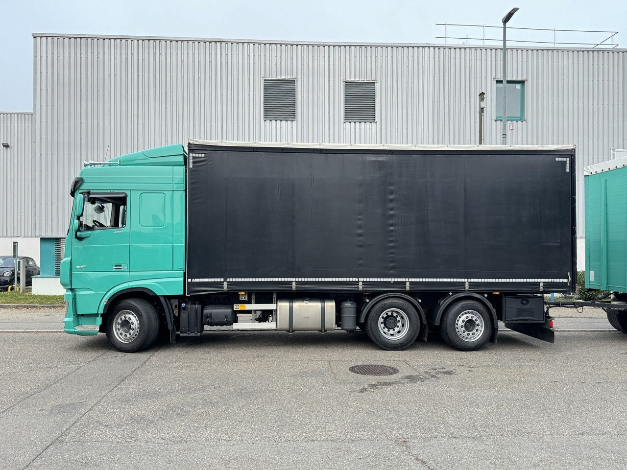 DAF XF480 6x2 Schiebeplane-Zug Bordwände Lenkachse - Camion centinato: foto 4 DAF XF480 6x2 Schiebeplane-Zug Bordwände Lenkachse - Camion centinato: foto 4