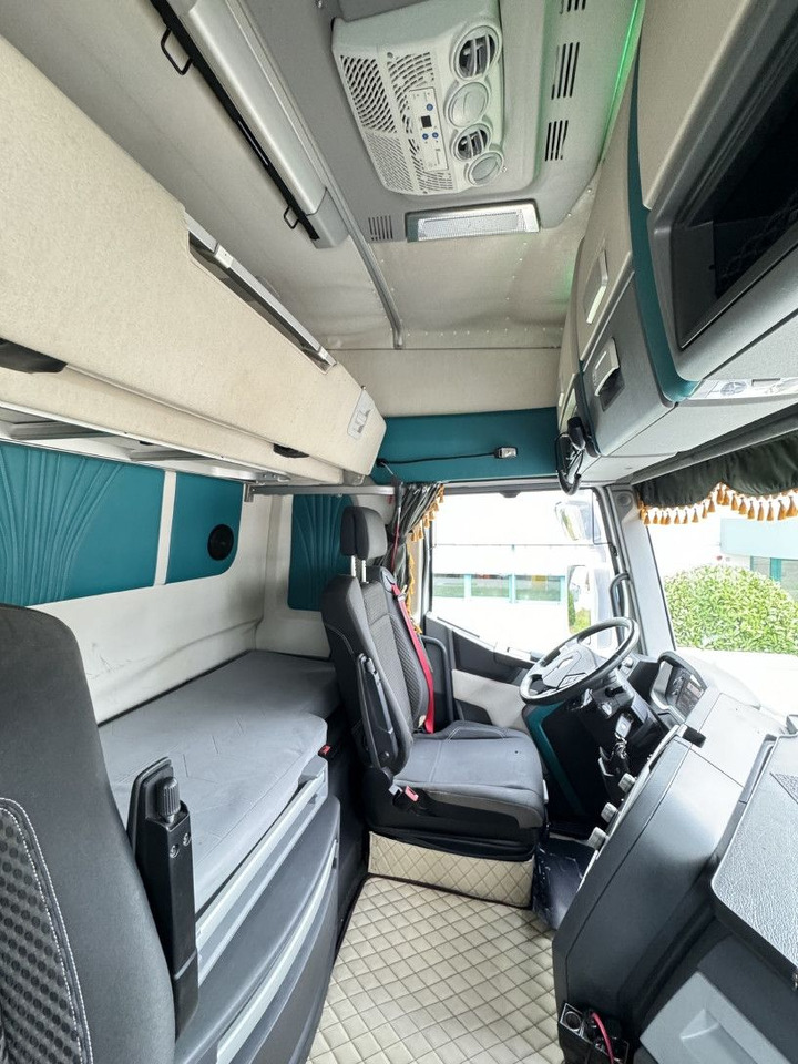 Trattore stradale Renault T520 HIGHCAB Comfort 2-Tanks Retarder Airbrush: foto 13 Trattore stradale Renault T520 HIGHCAB Comfort 2-Tanks Retarder Airbrush: foto 13