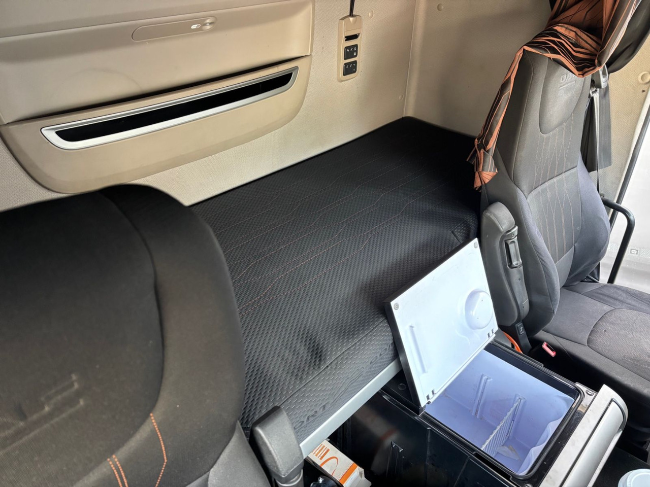 DAF XF 480 FT SSC, Euro-6, Motorschaden, Standklima - Trattore stradale: foto 5 DAF XF 480 FT SSC, Euro-6, Motorschaden, Standklima - Trattore stradale: foto 5