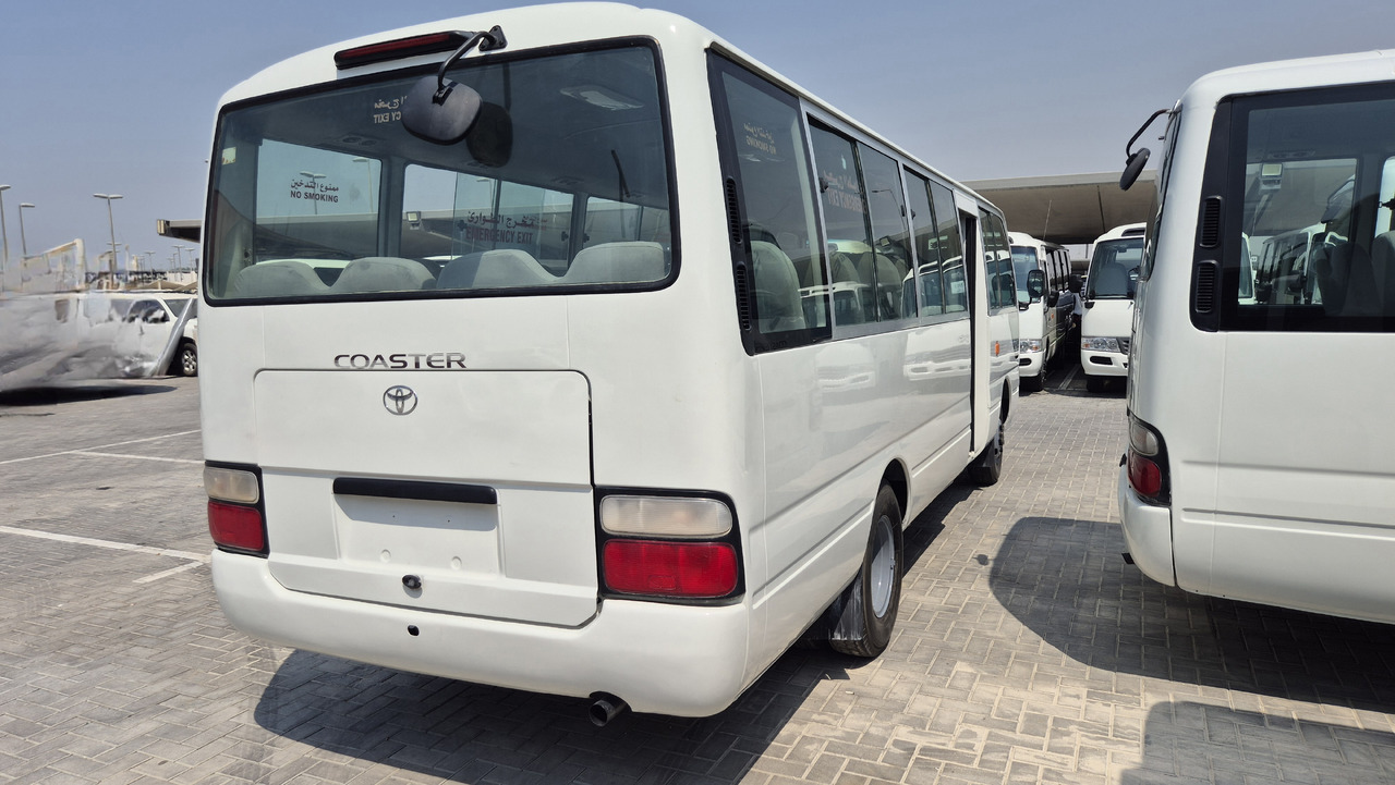 TOYOTA Coaster ... 30 places - Climatisé - Minibus, Pulmino: foto 3 TOYOTA Coaster ... 30 places - Climatisé - Minibus, Pulmino: foto 3