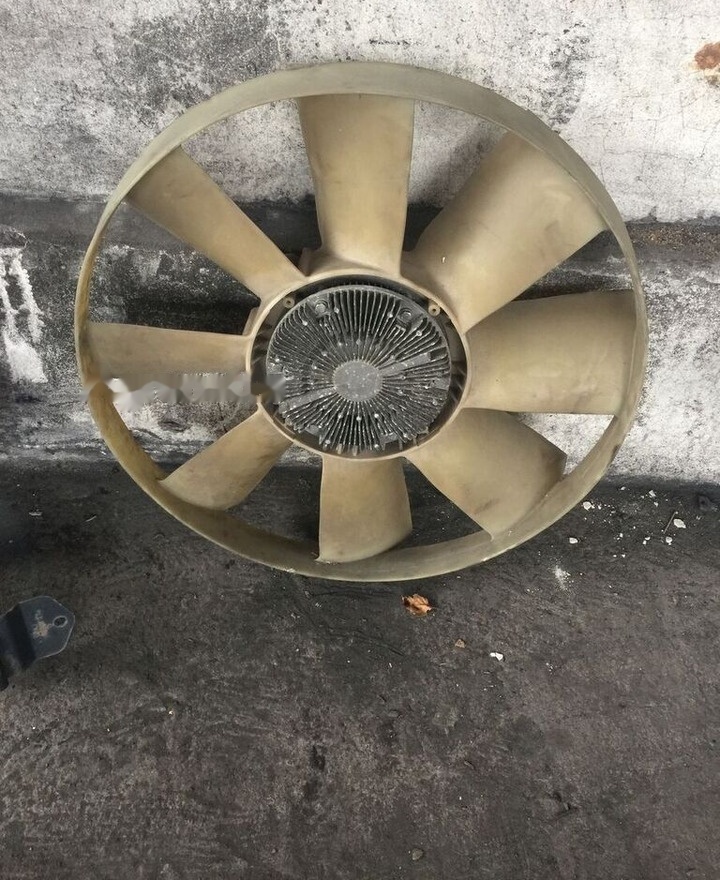Mercedes-Benz A0002007122 Mercedes-Benz MP2 truck - Ventilatore per Camion: foto 1 Mercedes-Benz A0002007122 Mercedes-Benz MP2 truck - Ventilatore per Camion: foto 1