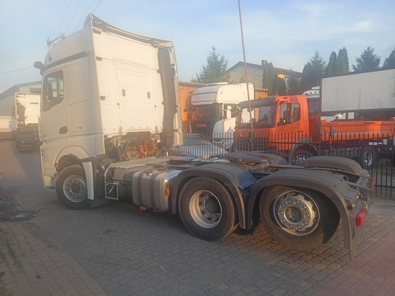 Mercedes-Benz Actros 2551 - Trattore stradale: foto 5 Mercedes-Benz Actros 2551 - Trattore stradale: foto 5