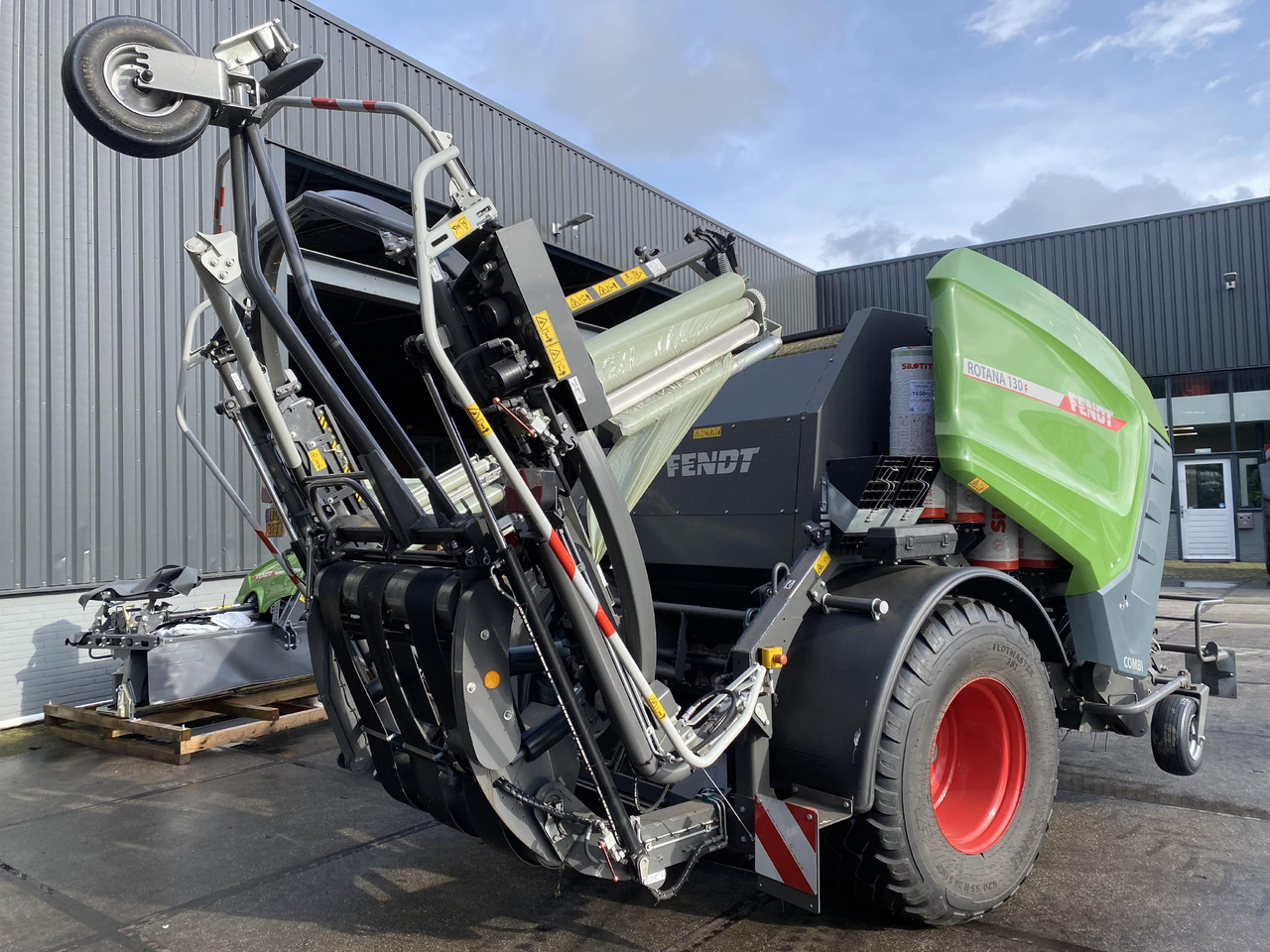 FENDT Rotana 130F Combi - Fasciatore: foto 4 FENDT Rotana 130F Combi - Fasciatore: foto 4