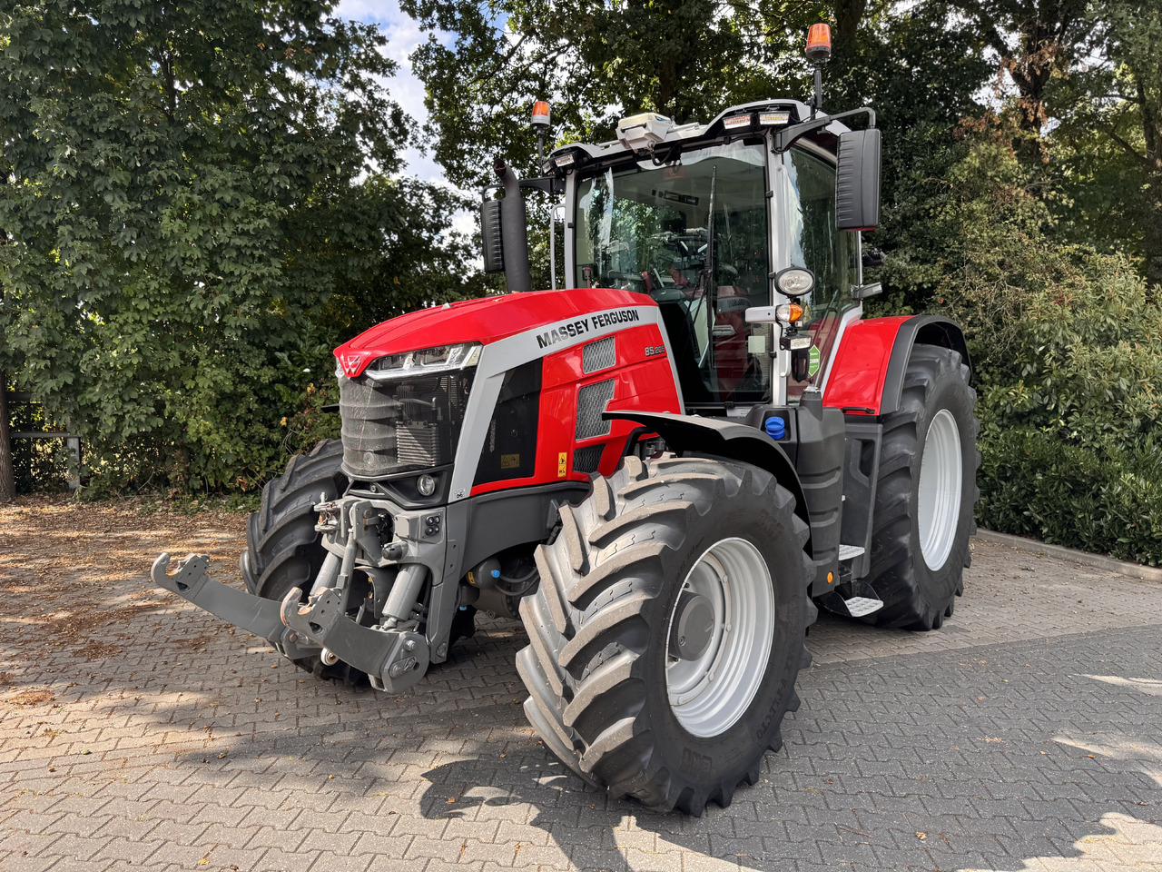 MASSEY FERGUSON 8s.205 Dyna7 Exclusive - Trattore: foto 1 MASSEY FERGUSON 8s.205 Dyna7 Exclusive - Trattore: foto 1