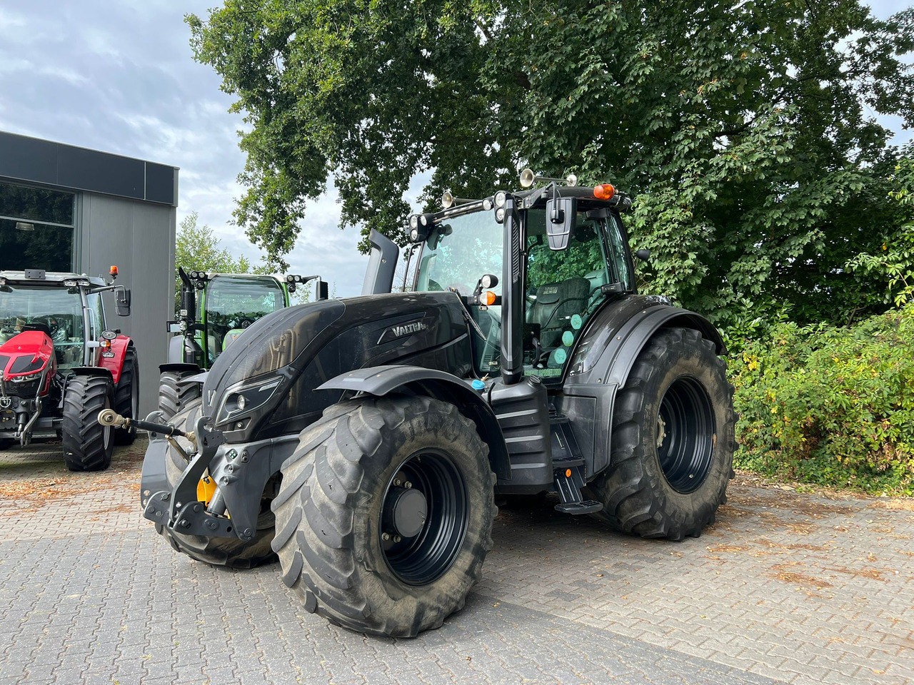VALTRA T174 Versu - Trattore: foto 1 VALTRA T174 Versu - Trattore: foto 1
