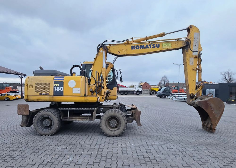 Komatsu PW 180-7EO, 2007 ROK, PODPORY + PŁUG - Escavatore gommato: foto 5 Komatsu PW 180-7EO, 2007 ROK, PODPORY + PŁUG - Escavatore gommato: foto 5