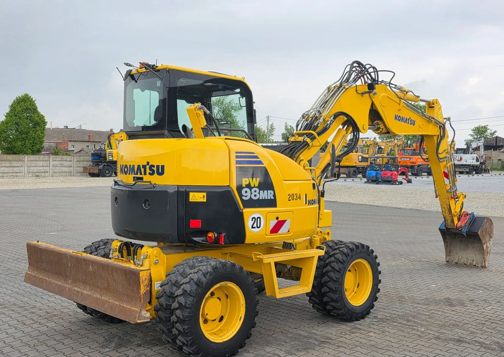 Komatsu PW 98MR-8, 2017 ROK, 5200 MTH, BEZ DPF i ADBLUE - Escavatore gommato: foto 4 Komatsu PW 98MR-8, 2017 ROK, 5200 MTH, BEZ DPF i ADBLUE - Escavatore gommato: foto 4