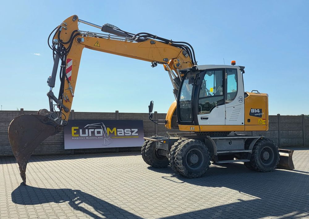 Liebherr A914 COMPACT, 2015 ROK, SW 48 szybkozłącze - Escavatore gommato: foto 1 Liebherr A914 COMPACT, 2015 ROK, SW 48 szybkozłącze - Escavatore gommato: foto 1