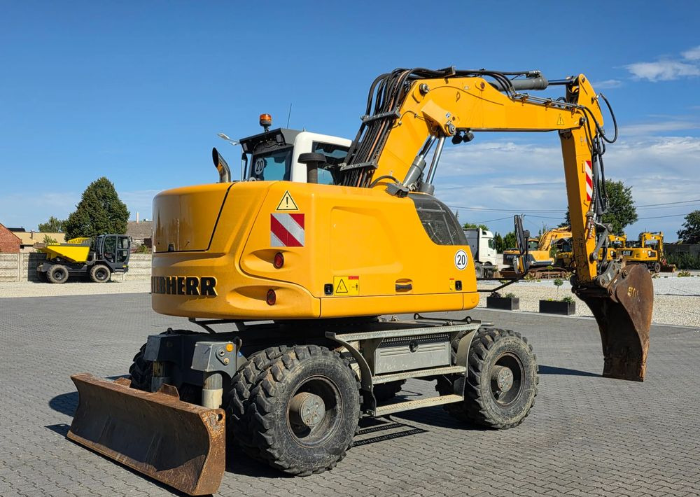 Liebherr A914 COMPACT, 2015 ROK, SW 48 szybkozłącze - Escavatore gommato: foto 5 Liebherr A914 COMPACT, 2015 ROK, SW 48 szybkozłącze - Escavatore gommato: foto 5