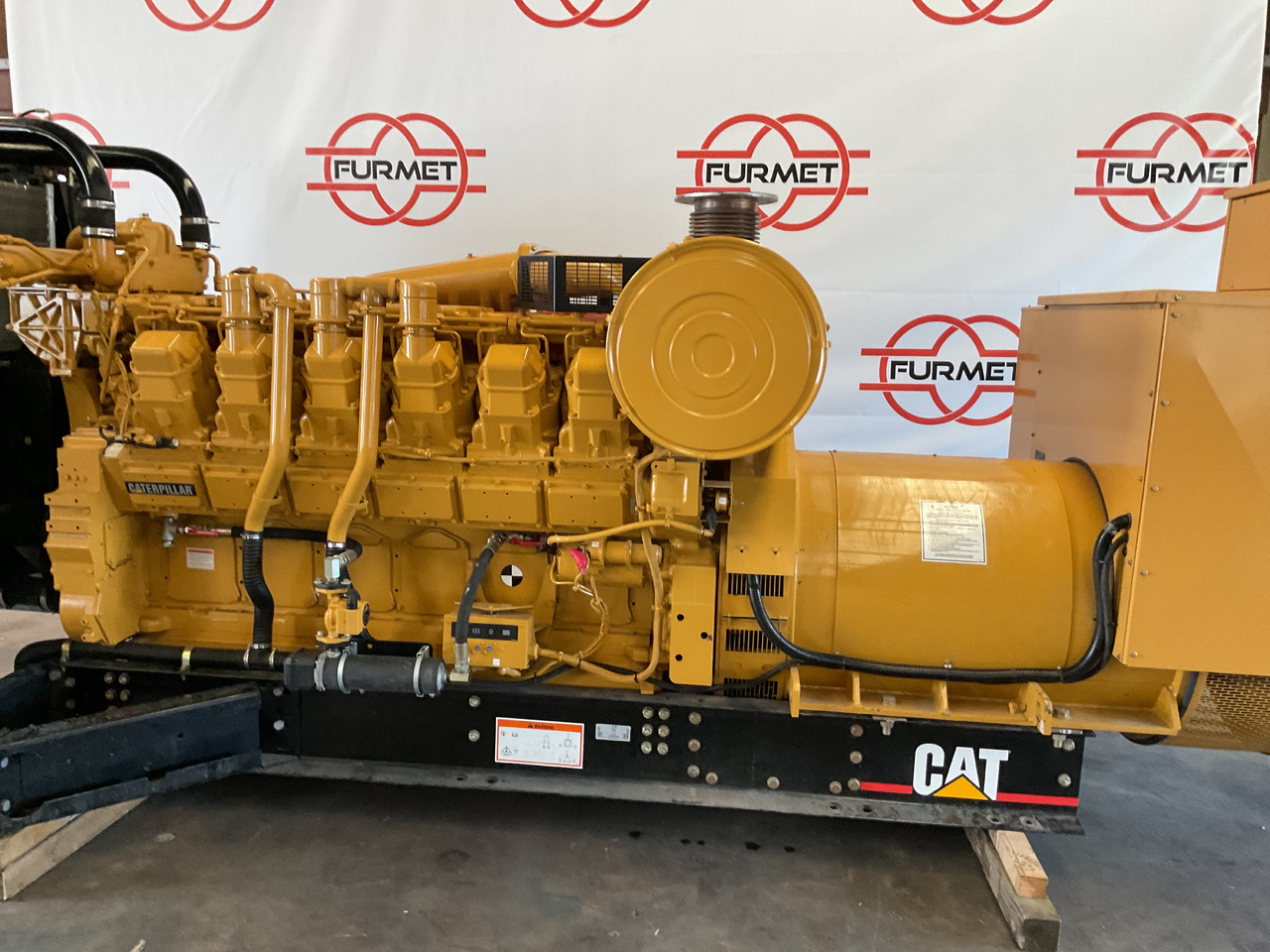 Caterpillar 3512HD, 1275KVA Generatorset. Like brand new. Low standby hours. - Gruppo elettrogeno: foto 4 Caterpillar 3512HD, 1275KVA Generatorset. Like brand new. Low standby hours. - Gruppo elettrogeno: foto 4