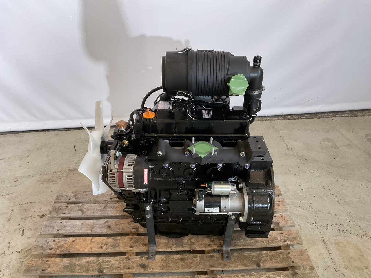 Yanmar 4TNV88 - Motore: foto 2 Yanmar 4TNV88 - Motore: foto 2