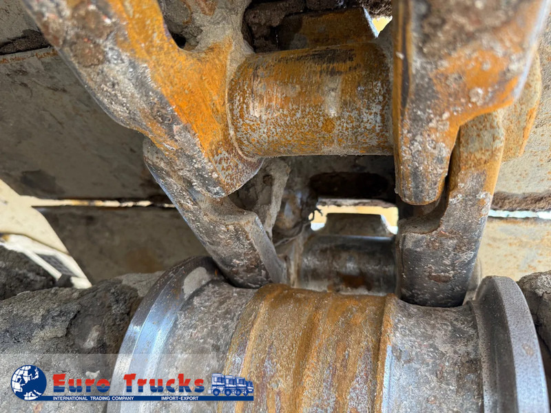 Escavatore cingolato Caterpillar 325D long reach: foto 12