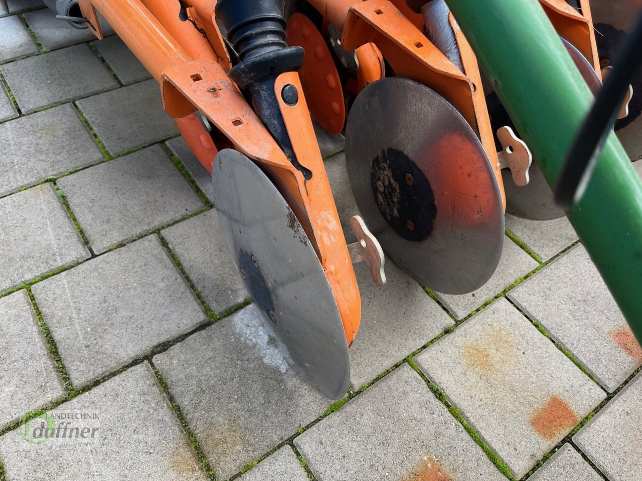 Amazone KE 303 + AD 303 - Seminatrice combinata: foto 3 Amazone KE 303 + AD 303 - Seminatrice combinata: foto 3