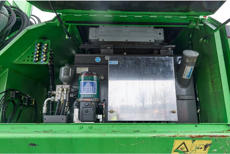 Escavatore per movimentazione per il trasporto di rifiuti Sennebogen 825 M: foto 11