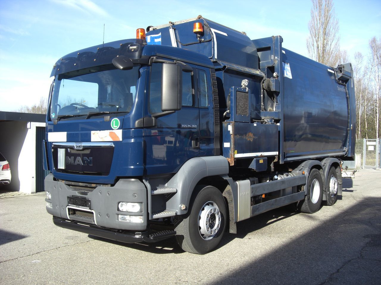 MAN 26360LL / Rechtsgesteuert MAN 26360LL / Rechtsgesteuert - Camion immondizia: foto 1 MAN 26360LL / Rechtsgesteuert MAN 26360LL / Rechtsgesteuert - Camion immondizia: foto 1