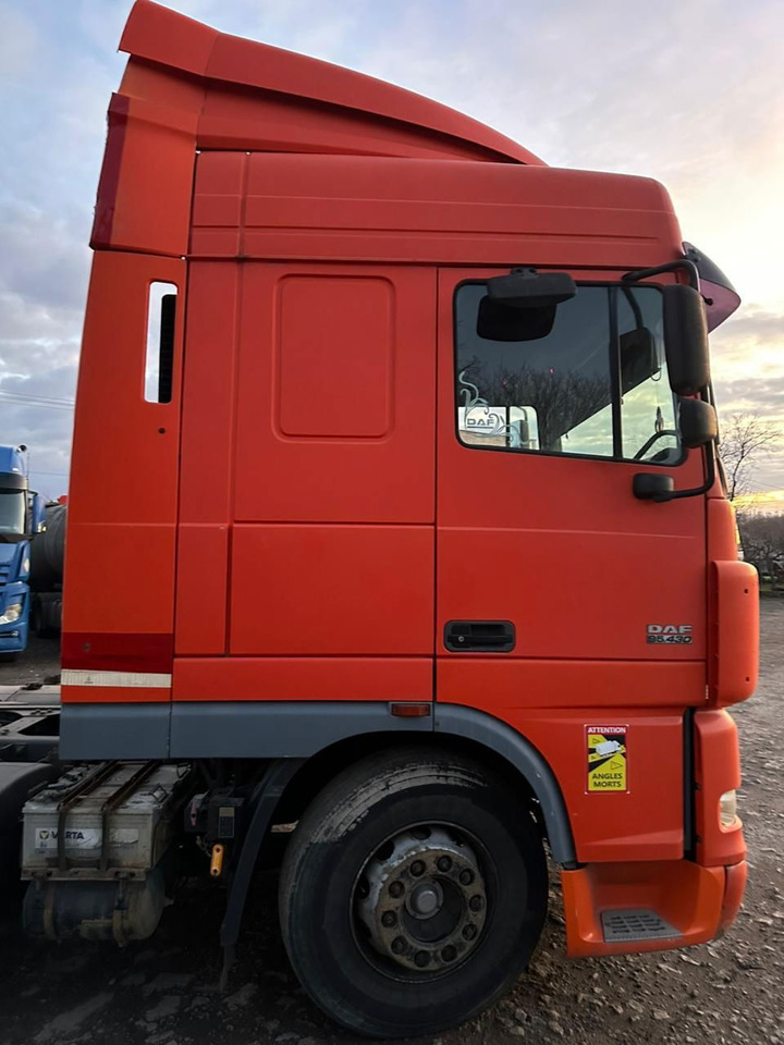 DAF XF 95.430 Tractor head - Trattore stradale: foto 2 DAF XF 95.430 Tractor head - Trattore stradale: foto 2