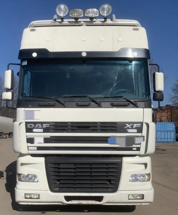 DAF XF 95 - Trattore stradale: foto 1 DAF XF 95 - Trattore stradale: foto 1