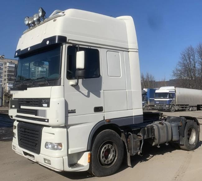 DAF XF 95 - Trattore stradale: foto 2 DAF XF 95 - Trattore stradale: foto 2