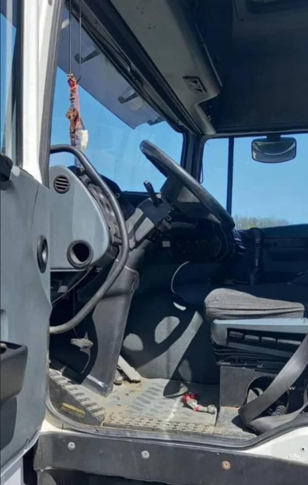 DAF XF 95 - Trattore stradale: foto 4 DAF XF 95 - Trattore stradale: foto 4