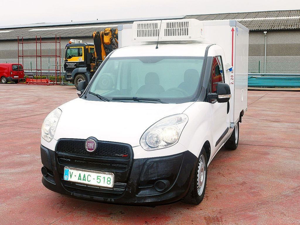 Fiat 1.3 DOBLO KUHLKOFFER RELEC FROD TR22 -20C - Furgone frigo: foto 5 Fiat 1.3 DOBLO KUHLKOFFER RELEC FROD TR22 -20C - Furgone frigo: foto 5