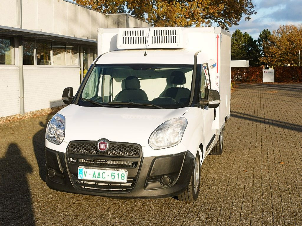 Fiat DOBLO 1.6 KUHLKOFFER CARRIER XARIOS -20 / AIRCO - Furgone frigo: foto 4 Fiat DOBLO 1.6 KUHLKOFFER CARRIER XARIOS -20 / AIRCO - Furgone frigo: foto 4