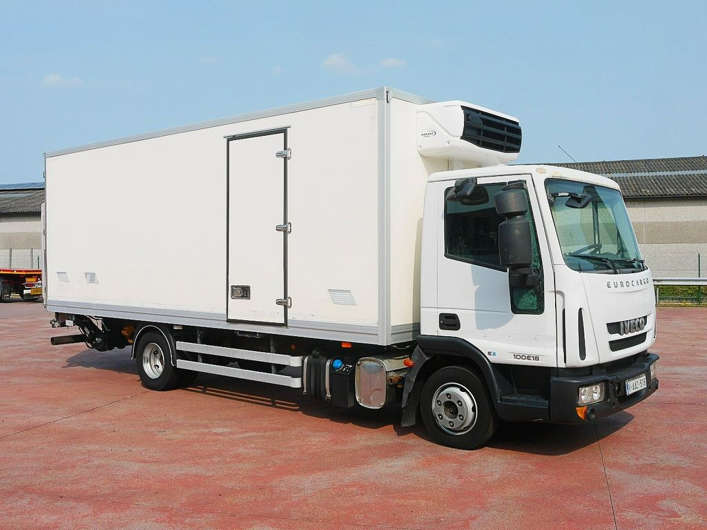 Iveco 100E18 EUROCARGO CARRIER XARIOS 600 MT AIRCO LBW - Autocarro frigorifero: foto 2 Iveco 100E18 EUROCARGO CARRIER XARIOS 600 MT AIRCO LBW - Autocarro frigorifero: foto 2