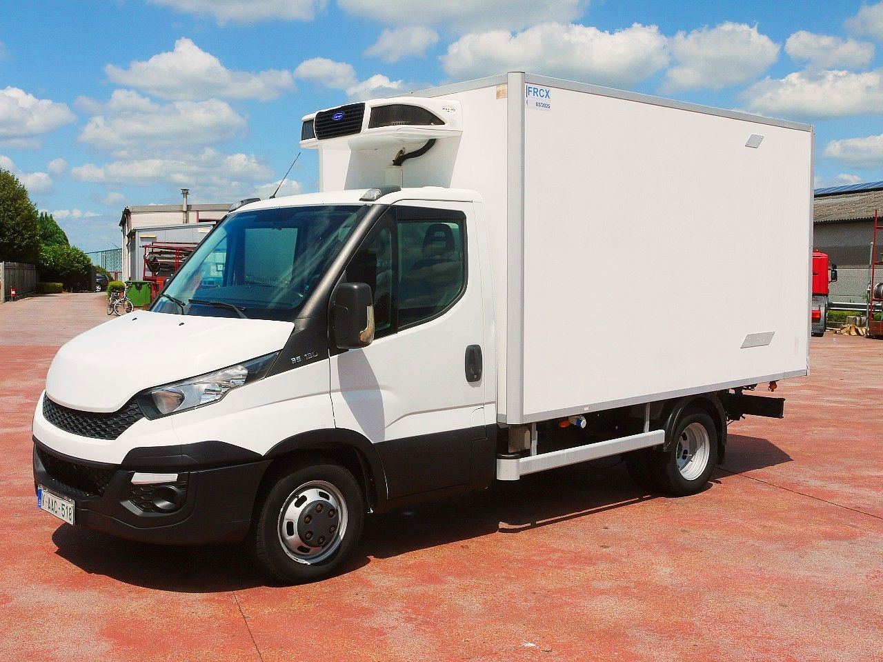 Iveco 35C13 DAILY KUHLKOFFER CARRIER PULSOR 400 AIRCO - Furgone frigo: foto 4 Iveco 35C13 DAILY KUHLKOFFER CARRIER PULSOR 400 AIRCO - Furgone frigo: foto 4