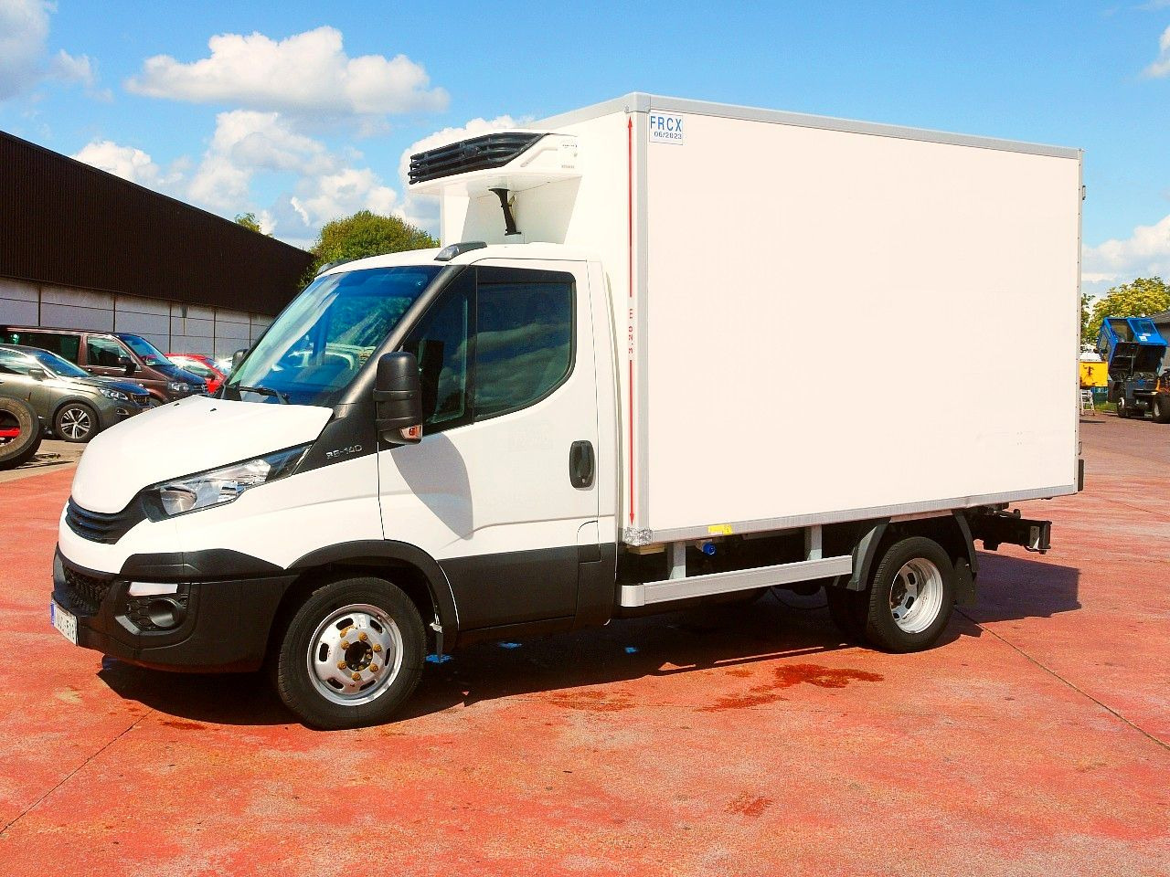 Iveco 35C14 KUHLKOFFER CARRIER XARIOS 350 -20C - Furgone frigo: foto 4 Iveco 35C14 KUHLKOFFER CARRIER XARIOS 350 -20C - Furgone frigo: foto 4